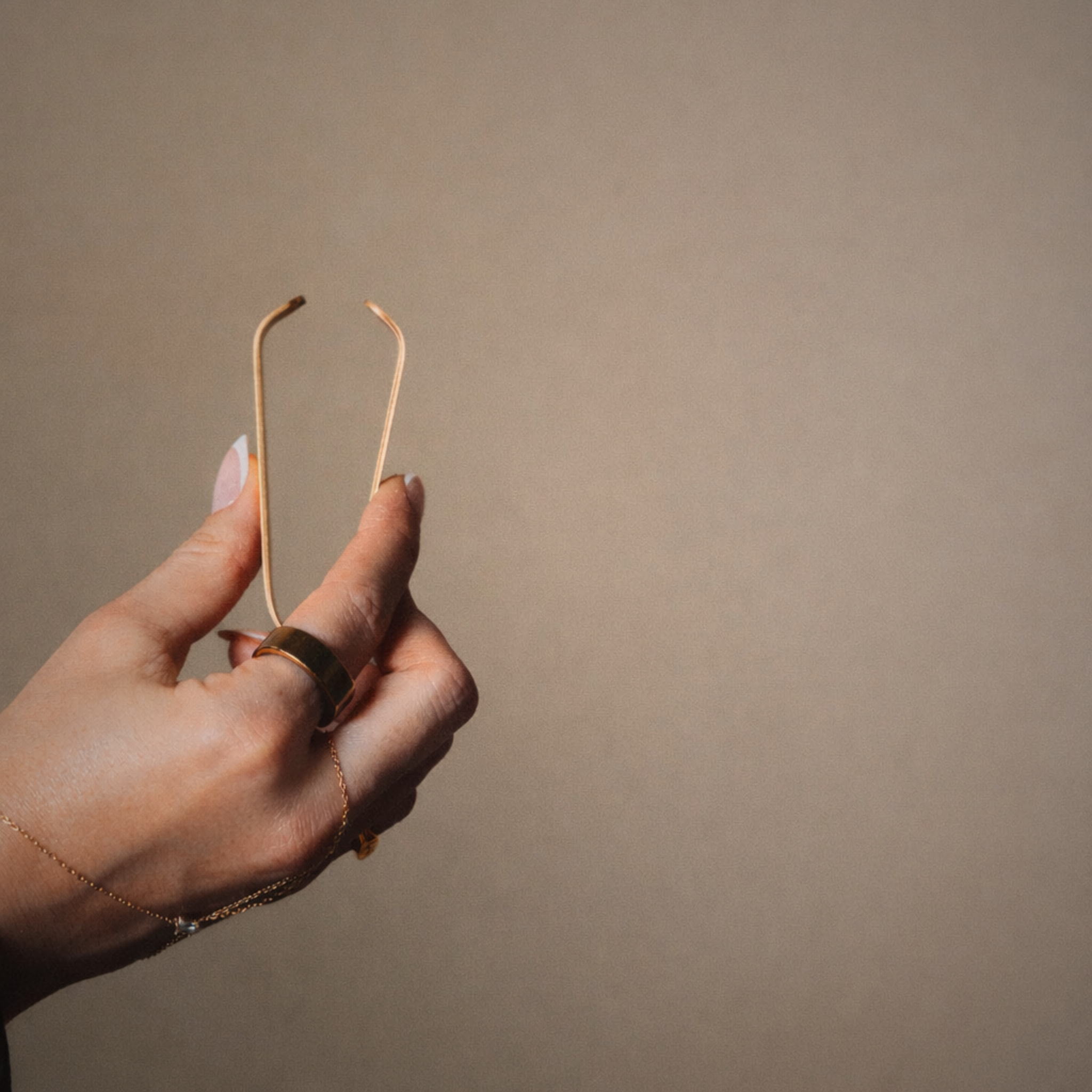 Atarí Brass Tongs
